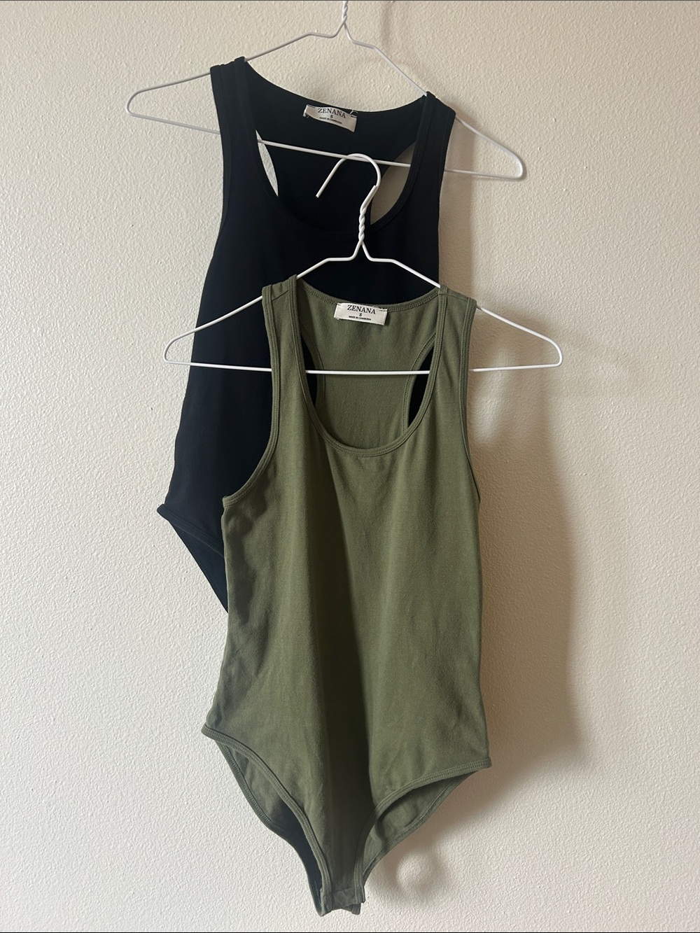 Zenana Outfitters Sleeveless Scoop Neck Bodysuit - Olive Green & Black